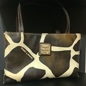 DOONEY & BOURKE hand bag!